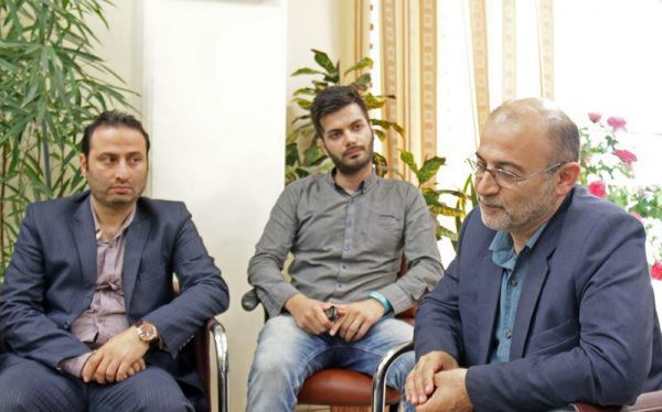 نشست روابط عمومی دانشگاه آزاد لاهیجان با فرماندار لاهیجان 2 - شرط اول موفقیت ، ارتباطات است - فرماندار لاهیجان : شرط اول موفقیت ، ارتباطات است