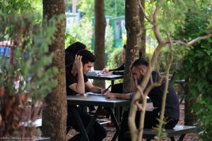 امتحانات دانشگاه آزاد لاهیجان 4 - حال و هوای فصل امتحانات دانشگاه آزاد لاهیجان به روایت تصویر -