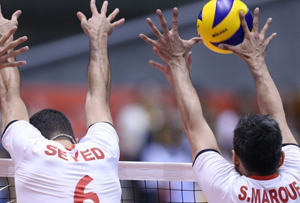 ایران ۳ – صربستان ۲ / تعظیم صرب ها به والیبال ایران + گزارش تصویری