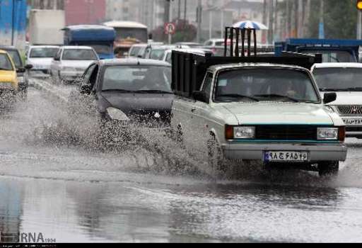 بارش باران در رشت  + تصاویر