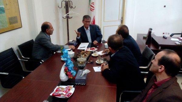 فرماندار املش دردیدار با شهردار و اعضای شورای شهر املش (2)