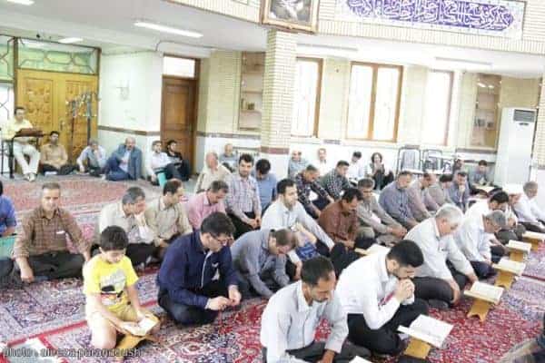 محفل انس با قرآن با حضور قاری بین المللی در دانشگاه آزاد لاهیجان برگزار شد 11 - محفل انس با قرآن با حضور قاری بین المللی در دانشگاه آزاد لاهیجان برگزار شد - دانشگاه آزاد لاهیجان