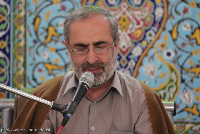 صوت قرائت استاد محمود لطفی‌نیا در محفل انس باقرآن دانشگاه آزاد لاهیجان