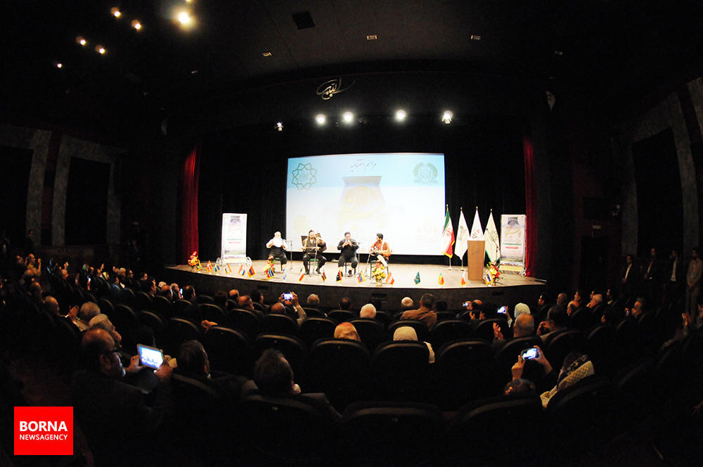 اختتامیه اولین جشنواره فرهنگی اقتصادی لاهیجان 21 - اختتامیه نخستین جشنواره فرهنگی اقتصادی لاهیجان