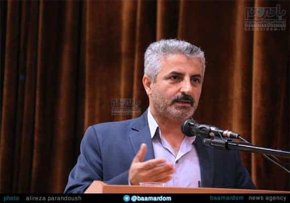 نیکفر نماینده لاهیجان - در حوزه بهداشت و درمان گیلان هر کس، هر جا و هر جور که دلش می‌خواهد امور را پیش می‌برد! - ذبیح نیکفر
