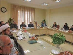 نشست کارگروه فرهنگی، اجتماعی شهرستان لاهیجان 5 - بیکاری در صدر جدول آسیب‌های اجتماعی لاهیجان/ طلاق در جایگاه آخر معضلات اجتماعی قرار دارد - اعتیاد