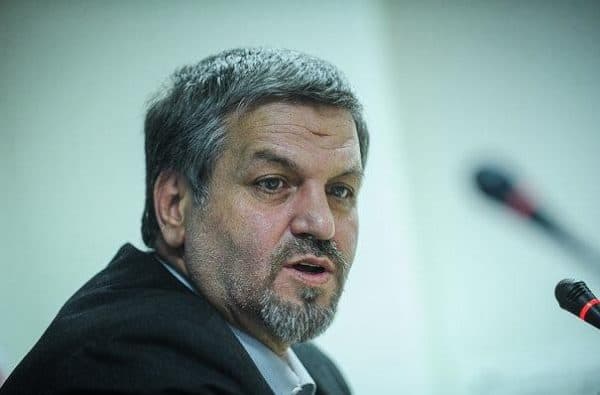 دلواپسان دوست دارند برجام هوا برود | فکر می کنند اگر یک کشور از وظایف خود سرپیچی کرد یعنی دیگر توافقی در کار نیست