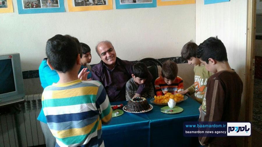 جشن روز پدر در خانه کوچک آمین آستانه اشرفیه برگزار شد | اهدا هدیه ارزشمند کودکان بی سرپرست به مدیر خانه امین + تصاویر