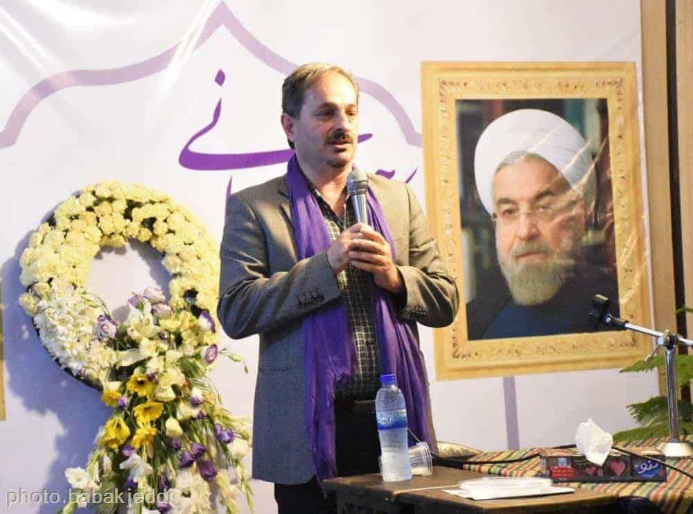 گزارش تصویری گردهمایی پرشور هنرمندان گیلانی حامی روحانی در ستاد اعتدالگرایان 47 گردهمایی پرشور هنرمندان گیلانی حامی روحانی در ستاد اعتدالگرایان 12 - گزارش تصویری گردهمایی پرشور هنرمندان گیلانی حامی روحانی در ستاد اعتدالگرایان -