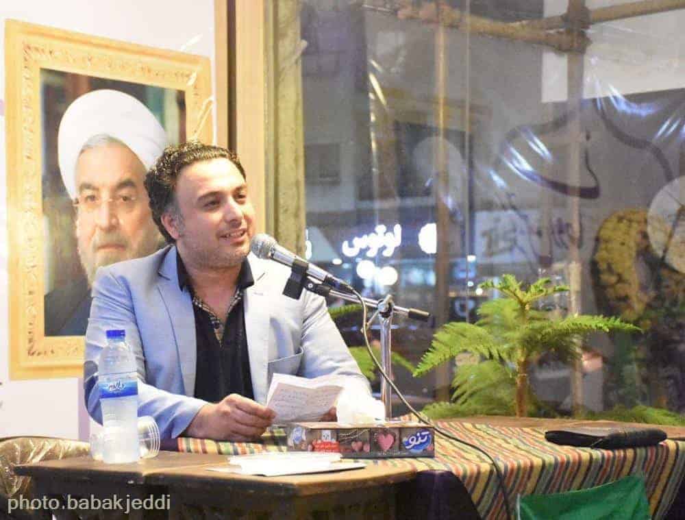 گزارش تصویری گردهمایی پرشور هنرمندان گیلانی حامی روحانی در ستاد اعتدالگرایان 49 گردهمایی پرشور هنرمندان گیلانی حامی روحانی در ستاد اعتدالگرایان 14 - گزارش تصویری گردهمایی پرشور هنرمندان گیلانی حامی روحانی در ستاد اعتدالگرایان -