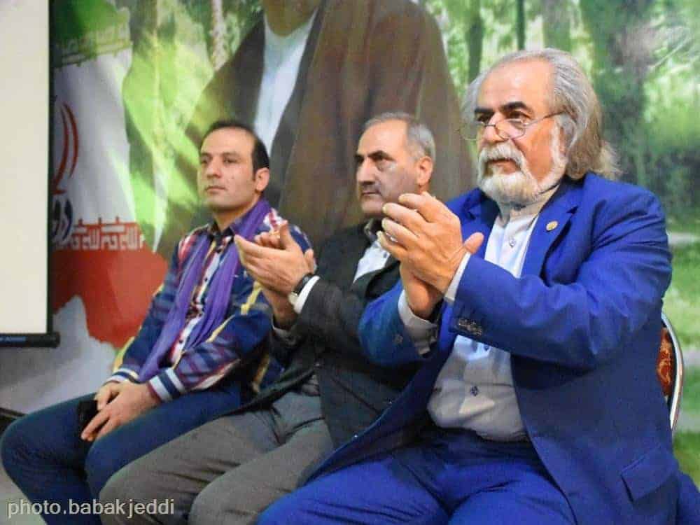 گزارش تصویری گردهمایی پرشور هنرمندان گیلانی حامی روحانی در ستاد اعتدالگرایان 68 گردهمایی پرشور هنرمندان گیلانی حامی روحانی در ستاد اعتدالگرایان 33 - گزارش تصویری گردهمایی پرشور هنرمندان گیلانی حامی روحانی در ستاد اعتدالگرایان -