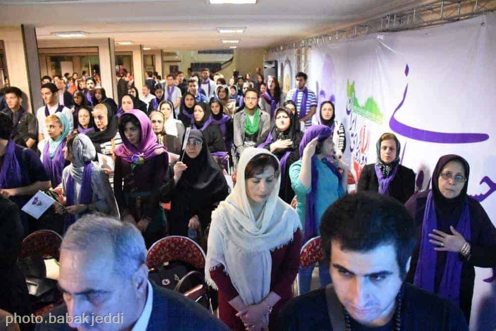 گزارش تصویری گردهمایی پرشور هنرمندان گیلانی حامی روحانی در ستاد اعتدالگرایان 40 گردهمایی پرشور هنرمندان گیلانی حامی روحانی در ستاد اعتدالگرایان 5 - گزارش تصویری گردهمایی پرشور هنرمندان گیلانی حامی روحانی در ستاد اعتدالگرایان -