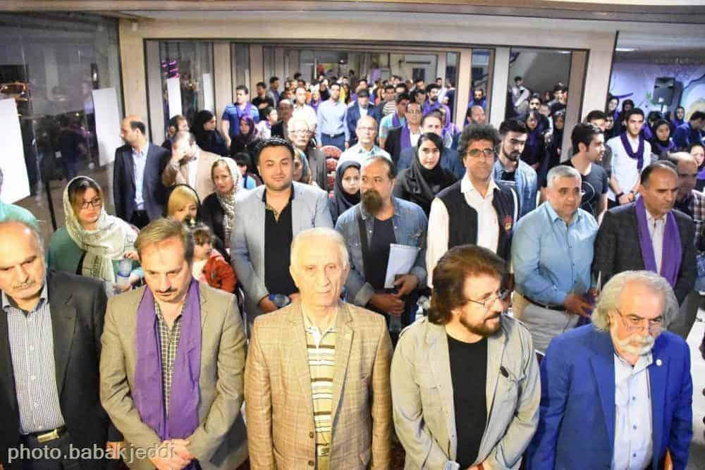 گزارش تصویری گردهمایی پرشور هنرمندان گیلانی حامی روحانی در ستاد اعتدالگرایان 41 گردهمایی پرشور هنرمندان گیلانی حامی روحانی در ستاد اعتدالگرایان 6 - گزارش تصویری گردهمایی پرشور هنرمندان گیلانی حامی روحانی در ستاد اعتدالگرایان -