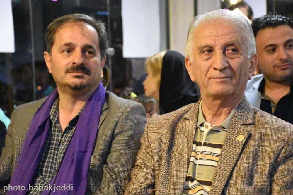 گزارش تصویری گردهمایی پرشور هنرمندان گیلانی حامی روحانی در ستاد اعتدالگرایان 42 گردهمایی پرشور هنرمندان گیلانی حامی روحانی در ستاد اعتدالگرایان 7 - گزارش تصویری گردهمایی پرشور هنرمندان گیلانی حامی روحانی در ستاد اعتدالگرایان -