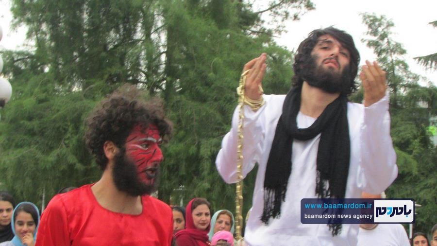 اجرای نمایش خیابانی زنجیر در لاهیجان + تصاویر