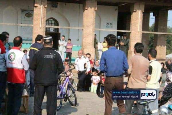همایش پیاده‎روی خانوادگی در لاهیجان 29 - همایش پیاده‎روی خانوادگی در لاهیجان برگزار شد + تصاویر - پیاده روی