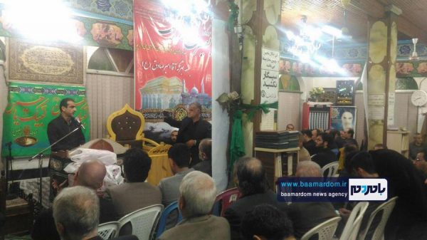 تجلیل از پیرغلامان و عزاداران امام حسینع در بقعه امیرصادق شهرستان لاهیجان 11 - اتحاد، همدلی، وحدت و وفاق بین مردم و مسئولین در شهرستان لاهیجان مورد تقدیر است - فرماندار لاهیجان