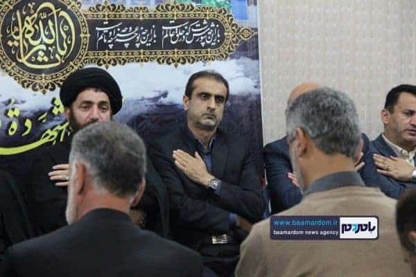 تجلیل از پیرغلامان و عزاداران امام حسینع در بقعه امیرصادق شهرستان لاهیجان 6 - اتحاد، همدلی، وحدت و وفاق بین مردم و مسئولین در شهرستان لاهیجان مورد تقدیر است - فرماندار لاهیجان