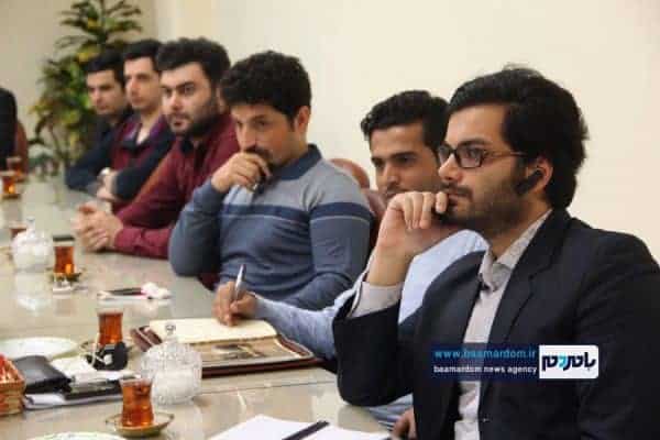 دیدار جمعی از جوانان و فعالین سیاسی با فرماندار لاهیجان 4 - دیدار مسئولین ستاد جوانان دکتر روحانی با فرماندار لاهیجان | گزارش تصویری - جوانان
