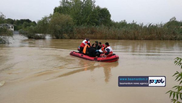رسیدگی به امور سیل‌زدگان رودسر از ابتدای شروع حادثه 8 - نجات ۷۰خانوار محاصره شده در آب | رسیدگی به امور سیل‌زدگان رودسر از ابتدای شروع حادثه + تصاویر - باران