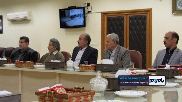 سید محمد احمدی در دیدار با جمعی از پیشکسوتان ورزشی 2 - توسعه ورزش همگانی پایه تحول و تقویت ورزش قهرمانی در جامعه است + تصاویر - توسعه ورزش