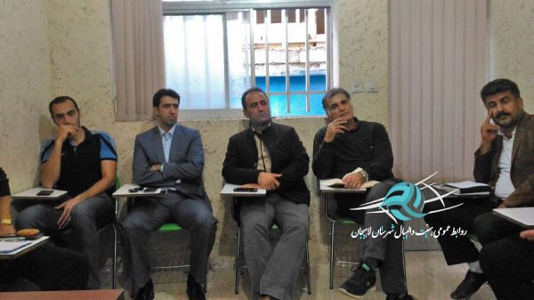 نشست هم‌اندیشی رییس هیات والیبال شهرستان لاهیجان 6 - نشست هم‌اندیشی هیات والیبال شهرستان لاهیجان برگزار شد + تصاویر - ghid[hk