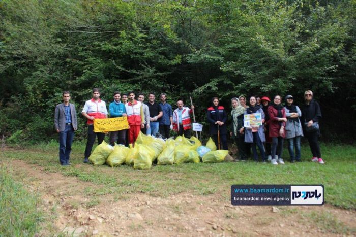 پاکسازی مسیرهای منتهی به بام سبز لاهیجان از زباله | گزارش تصویری
