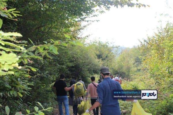پاکسازی مسیرهای منتهی به بام سبز لاهیجان از زباله 2 - پاکسازی مسیرهای منتهی به بام سبز لاهیجان از زباله | گزارش تصویری - باران لاهیجان