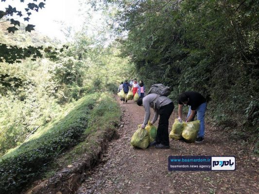 پاکسازی مسیرهای منتهی به بام سبز لاهیجان از زباله 20 - پاکسازی مسیرهای منتهی به بام سبز لاهیجان از زباله | گزارش تصویری - باران لاهیجان