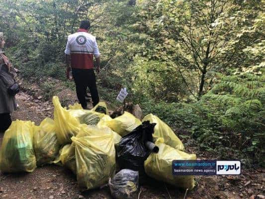 پاکسازی مسیرهای منتهی به بام سبز لاهیجان از زباله 23 - پاکسازی مسیرهای منتهی به بام سبز لاهیجان از زباله | گزارش تصویری - باران لاهیجان