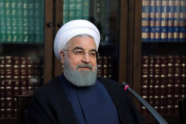 150995570354169300 747x498 - در مورد «هم‌وطن زرتشتی» بر مبنای حقوق شهروندی عمل شود | از وعده‌هایی که به مردم داده‌ام، هرگز تردید و عقب‌نشینی نکرده و نخواهم کرد -