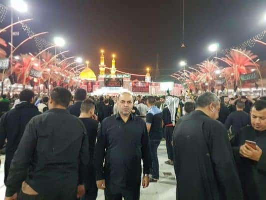 ابوذر ندیمی نماینده سابق لاهیجان در حال خدمات رسانی به زوار اربعین حسینی در کربلای معلی 3 - نماینده سابق لاهیجان در حال خدمات رسانی به زوار اربعین در کربلا | عکس - ابوذر ندیمی
