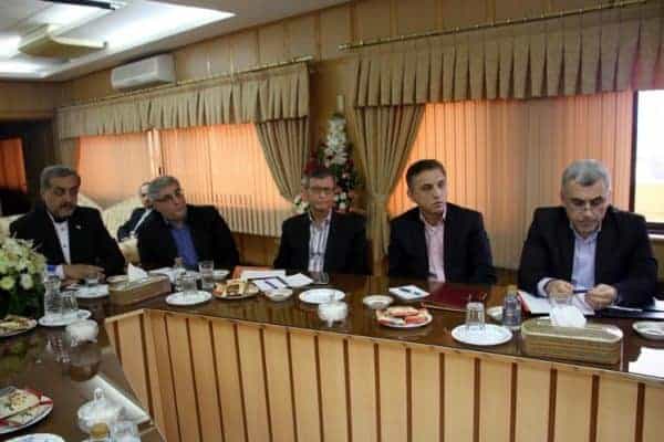 استاندار گیلان در نشست با فرمانداران 3 - تعاملی را تقویت کنید که اقتدار، تدبیر و استقلال شما را حفظ کند | بیکاری دغدغه اصلی مردم است -