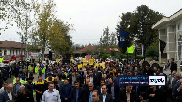 راهپیمایی با شکوه ۱۳ آبان در رودبنه 3 - راهپیمایی با شکوه ۱۳ آبان در رودبنه برگزار شد + تصاویر - 13 آبان
