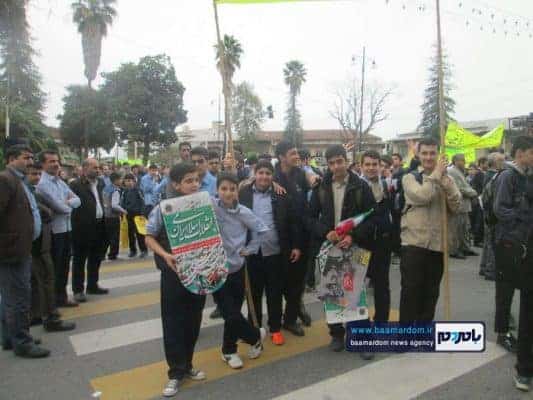 راهپیمایی با شکوه ۱۳ آبان در رودسر 31 - راهپیمایی با شکوه ۱۳ آبان در رودسر برگزار شد + تصاویر - 13 آبان