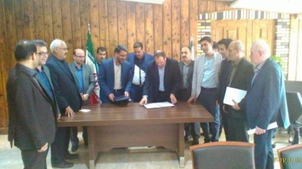 پست گیلان و شهرداری لاهیجان تفاهم نامه همکاری امضاء کردند 2 - پست گیلان و شهرداری لاهیجان تفاهم نامه همکاری امضاء کردند - پست گیلان