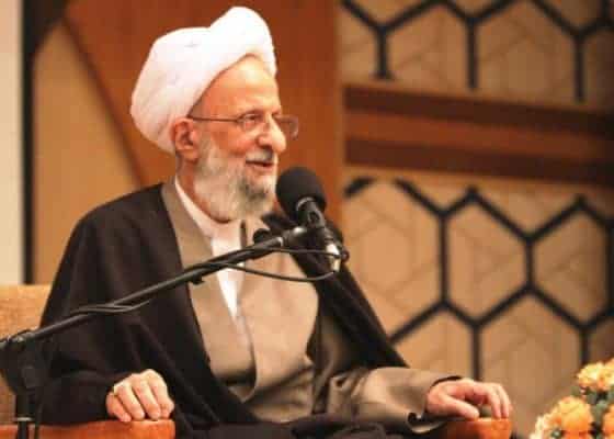 آیت الله مصباح یزدی - آقای مصباح! مگر شما نبودید که اطاعت از احمدی‌نژاد را اطاعت از خدا خواندید؟ -