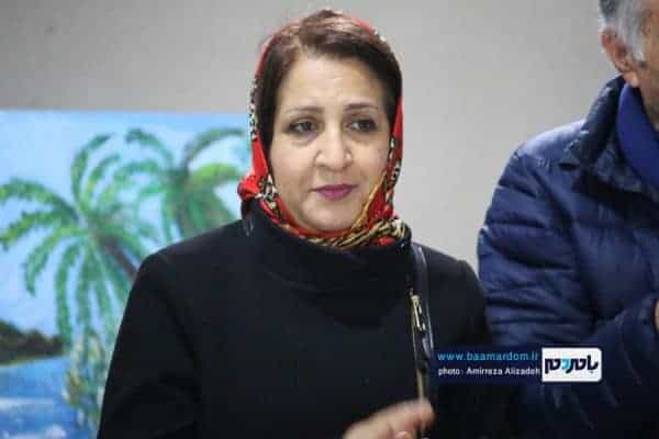 برپایی نمایشگاه نقاشی بر بال پروانه در لاهیجان 13 - برپایی نمایشگاه نقاشی بر بال پروانه در لاهیجان | گزارش تصویری و گفت و گو - بر بال پروانه