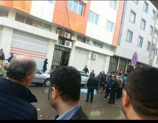 سقوط مرگبار مادر و دو کودک در رضوانشهر 2 - سقوط مرگبار مادر و دو کودک در رضوانشهر + تصاویر - بامردم