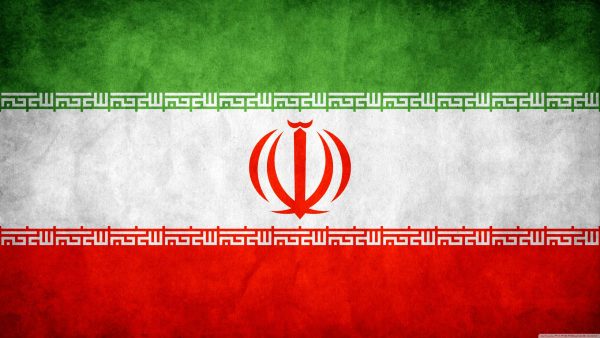 پرچم گیلان - شهرداری لنگرود، پرچم جمهوری اسلامی ایران اهداء می کند - بامردم