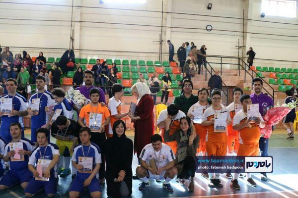 برگزاری مسابقات خیریه و حمایتی فوتسال در لاهیجان 15 - برگزاری مسابقات خیریه و حمایتی فوتسال در لاهیجان | گزارش تصویری - بامردم
