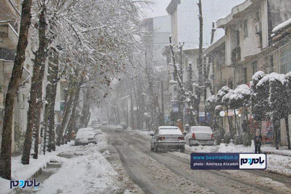 تصاویر بسیار زیبا و دیدنی از منظره‌های برفی در لاهیجان 9 - تصاویر بسیار زیبا و دیدنی از منظره‌های برفی در لاهیجان - امیررضا علیزاده