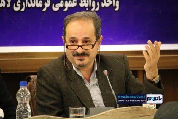 سفر یک روزه رئیس سازمان برنامه و بودجه گیلان به لاهیجان 35 - برخی با ارائه ارقام نادرست با منافع ملی و امنیت ملی کشور بازی می‌کنند | دولت منکر نارسایی ها نیست - امنیت ملی