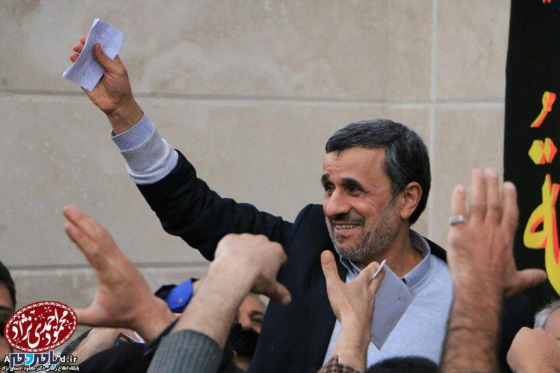 پرسش و پاسخ احمدی نژاد با خود در رشت؛ آیا از وضع امروز راضی هستید؟