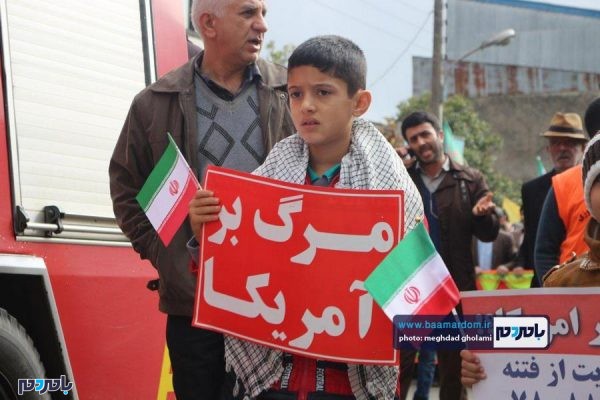باشکوه ۲۲ بهمن در رحیم آباد 2 - راهپیمایی باشکوه ۲۲ بهمن در رحیم آباد برگزار شد + گزارش تصویری - با مردم