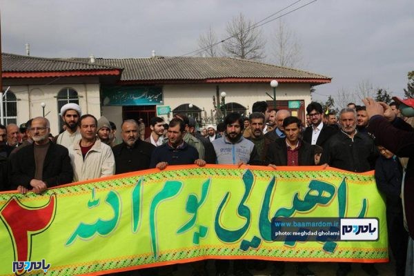 راهپیمایی باشکوه ۲۲ بهمن در رحیم آباد 6 - راهپیمایی باشکوه ۲۲ بهمن در رحیم آباد برگزار شد + گزارش تصویری - با مردم