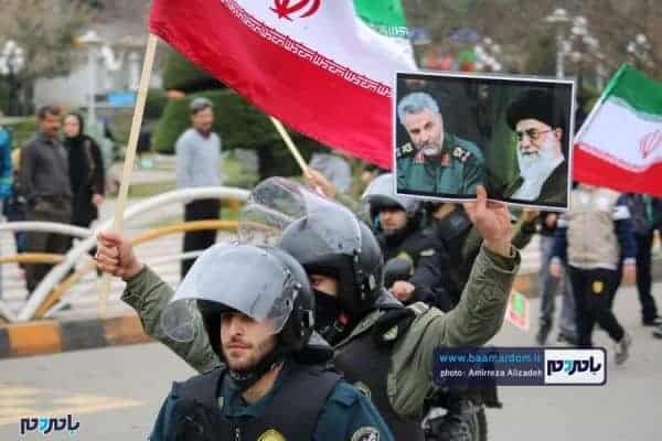 راهپیمایی ۲۲ بهمن در لاهیجان 10 - راهپیمایی ۲۲ بهمن در لاهیجان برگزار شد | گزارش تصویری - 22 بهمن