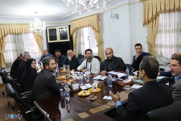 سیدمحمد احمدی در دیدار با اعضای شورای شهرستان رشت 2 - مدیران دولت یازدهم و دوازدهم حرفه‌ای هستند | مدیری موفق است که در جریان جزئیات امور باشد | عکس خبر - fh lvnl
