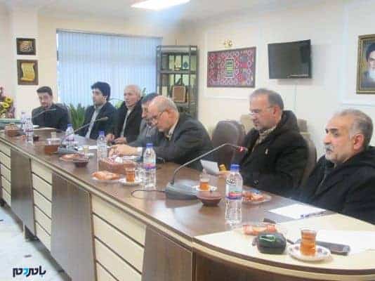 فرماندار رودسر در نشست با فعالین سیاسی و اجتماعی حامی دولت تدبیر و امید 14 - عملکرد دولت حاکی از حفظ و صیانت از نظرات آزادانه مردم بوده است / سلامت، تخصص و همراهی با دولت از اولویت های انتخاب مدیران است + تصاویر - دولت