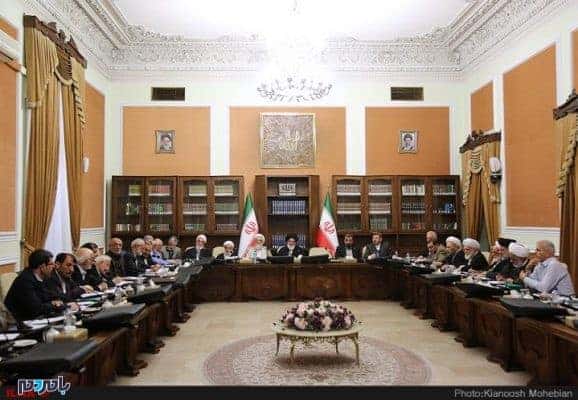 مجمع تشخیص مصلحت نظام5 اسفند 719x498 - شاهد رفتارهای غیرقانونی کسانی هستیم که در کشور مسئولیت داشته‌اند -